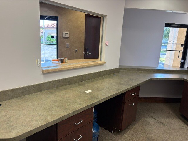 More Photos Of 845 Oakley Seaver Dr, Clermont Office For Lease