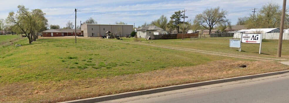 More Photos Of 1701 S Jensen Ave, El Reno Self Storage For Sale