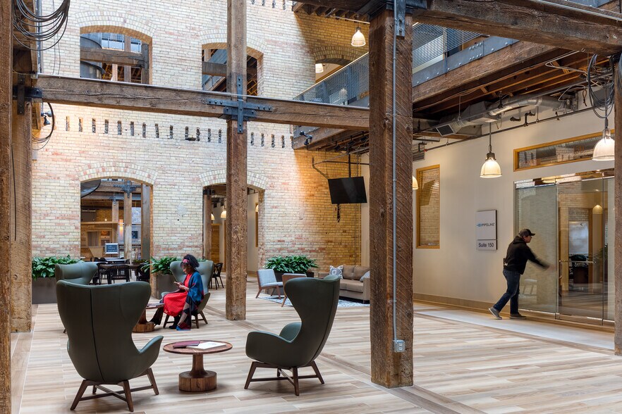 More Photos Of 101-155 N 400 W, Salt Lake City Office For Lease