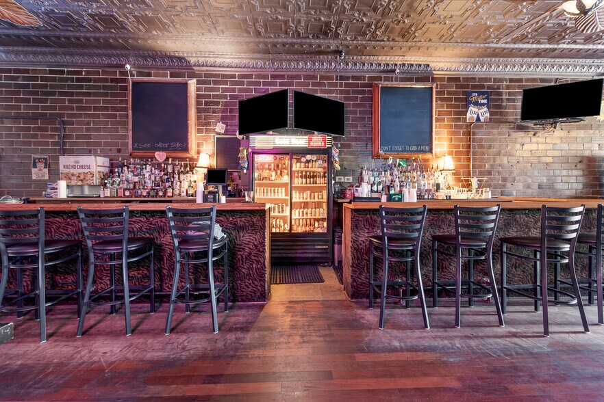 More Photos Of 118 W Clark St, Crown Point Office Residential For Sale