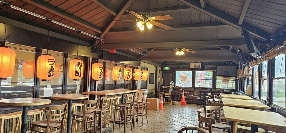 More Photos Of 165 E Boardwalk Dr, Fort Collins Restaurant For Sale