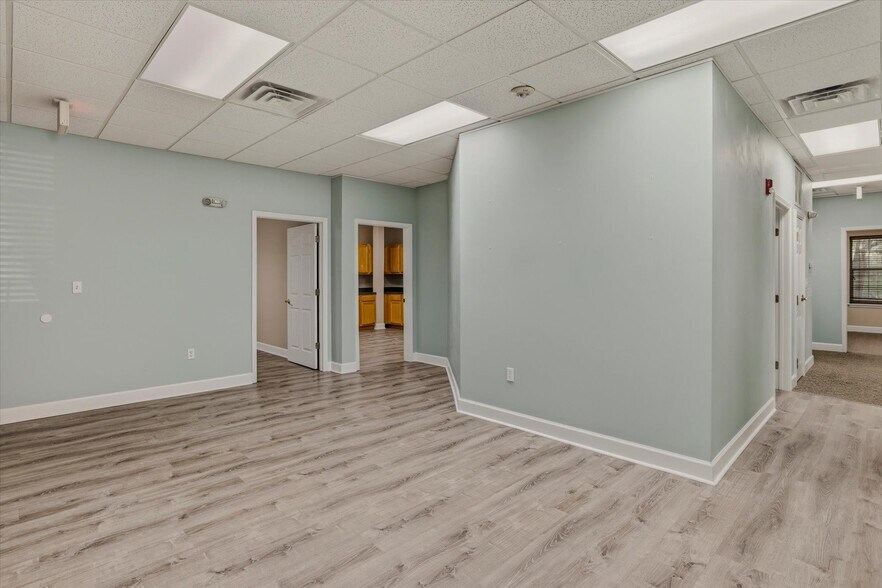 More Photos Of 2457 Care Dr, Tallahassee Office For Lease