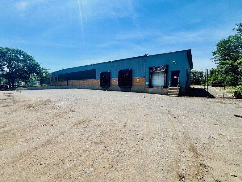 Primary Photo Of 1659-700 Calhoun Street St, Ewing Warehouse For Lease
