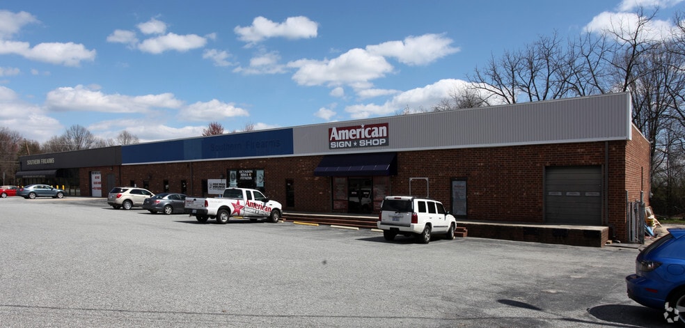 More Photos Of 5221-5223 W Market St, Greensboro Unknown For Lease