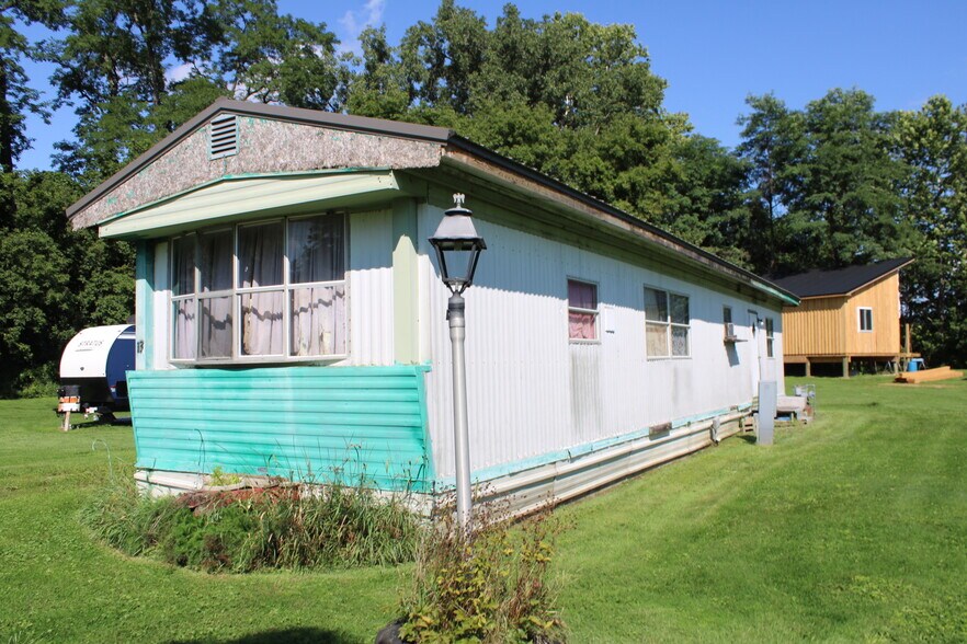 More Photos Of 47 S Genesee St, Fillmore Manufactured Housing Mobile Home Park For Sale