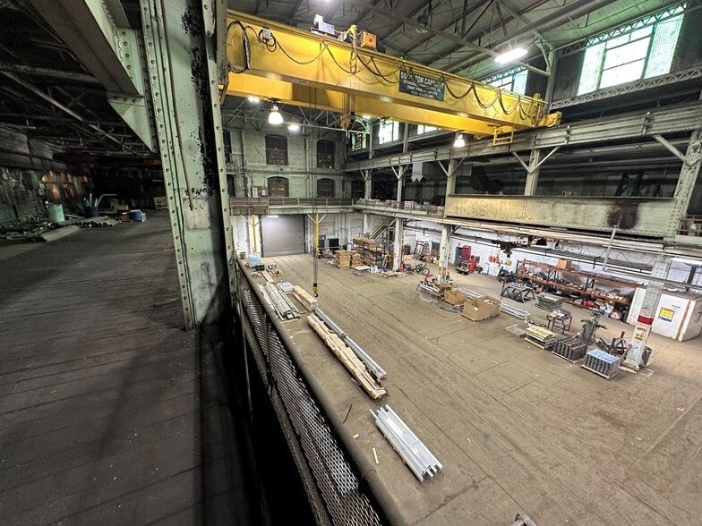 More Photos Of 600 2nd St, Ellwood City Warehouse For Lease
