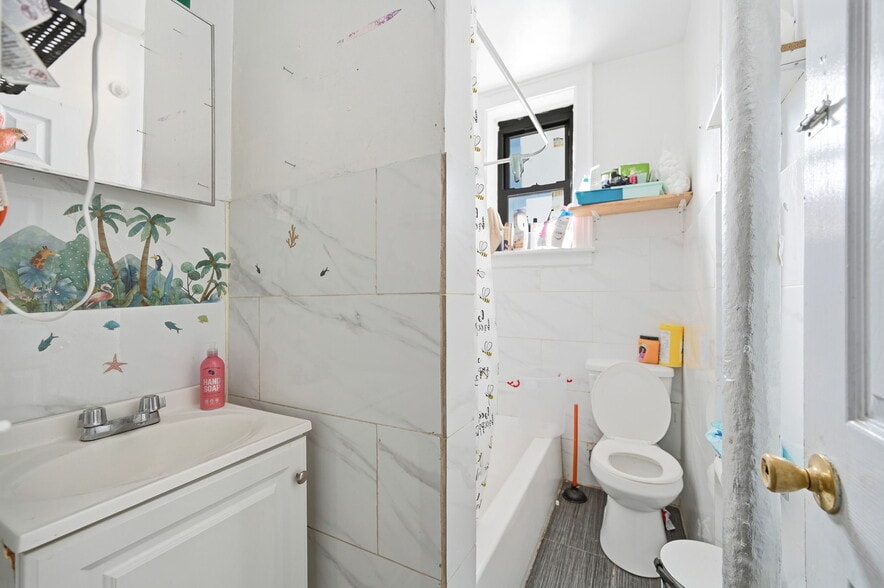 More Photos Of 26 Yonkers Ave, Yonkers Apartments For Sale