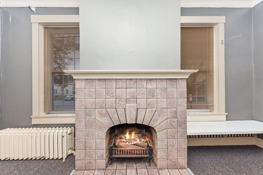 More Photos Of 301 N Main St, Georgetown Healthcare For Sale