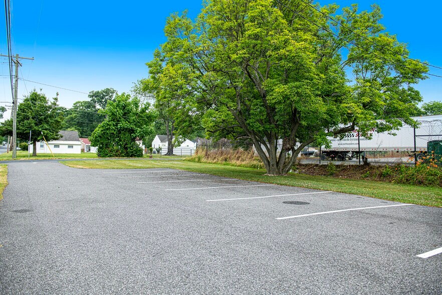 More Photos Of 538 S Philadelphia Blvd, Aberdeen Office For Lease