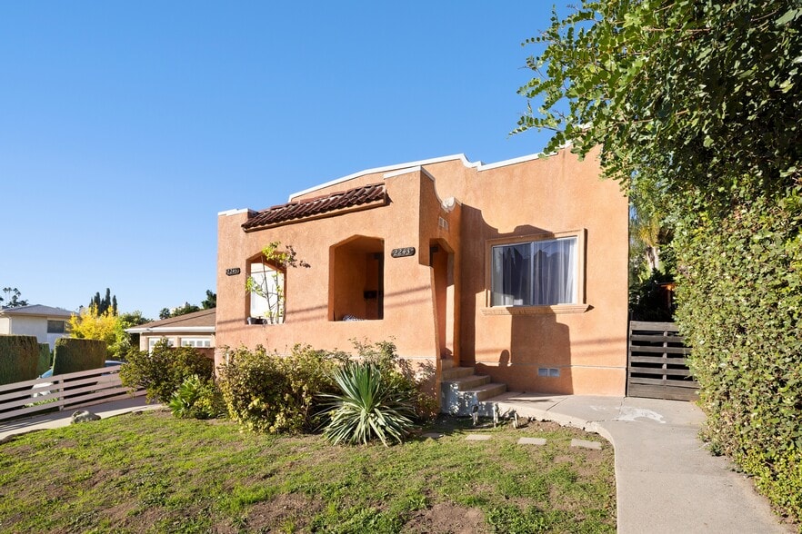 Primary Photo Of 2243 India St, Los Angeles Multifamily For Sale