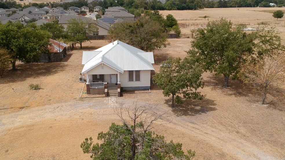 More Photos Of 8076 County Road 110, Round Rock Land For Sale