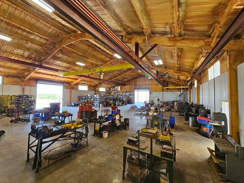 More Photos Of 110 CR 141, Sweetwater Warehouse For Sale