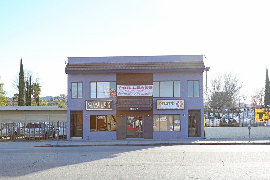 More Photos Of 18054 Ventura Blvd, Tarzana Storefront Retail Office For Lease
