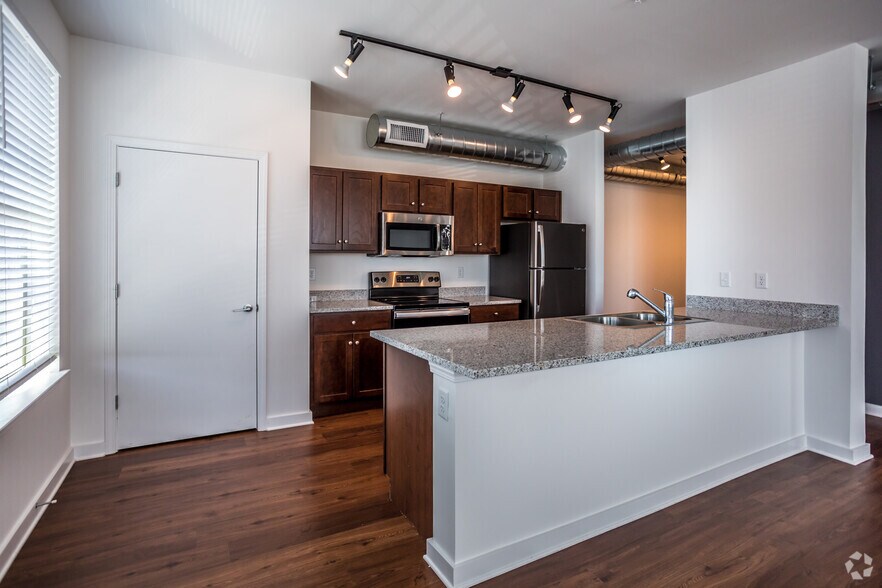 More Photos Of 138 Huling Ave, Memphis Apartments For Sale