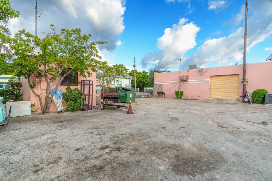 More Photos Of 341 SE 2nd Ave, Delray Beach Restaurant For Sale