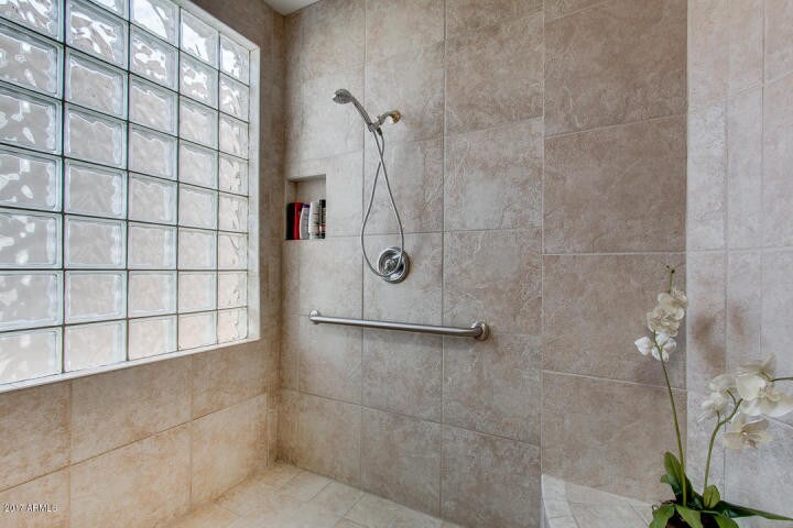 More Photos Of 1722 E Tamar Rd, Phoenix Assisted Living For Sale