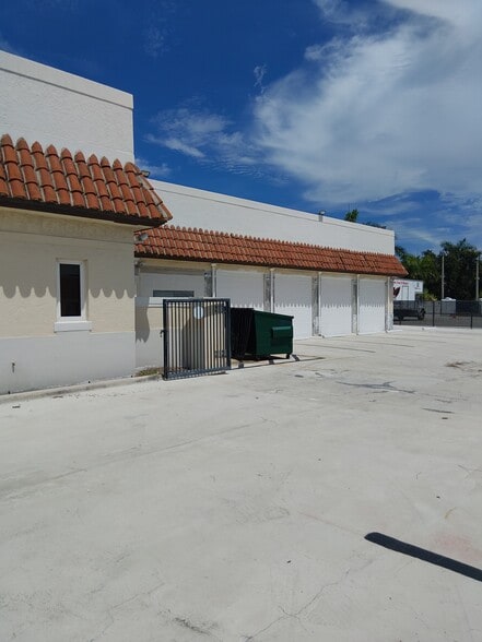 More Photos Of 880 NW 1st Ave, Boca Raton Light Manufacturing For Lease