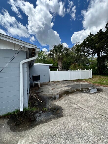 More Photos Of 210 State Road 16, Saint Augustine Storefront Retail Office For Sale