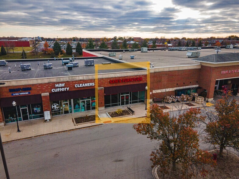More Photos Of 16521-16615 W 159th St, Lockport Storefront For Lease