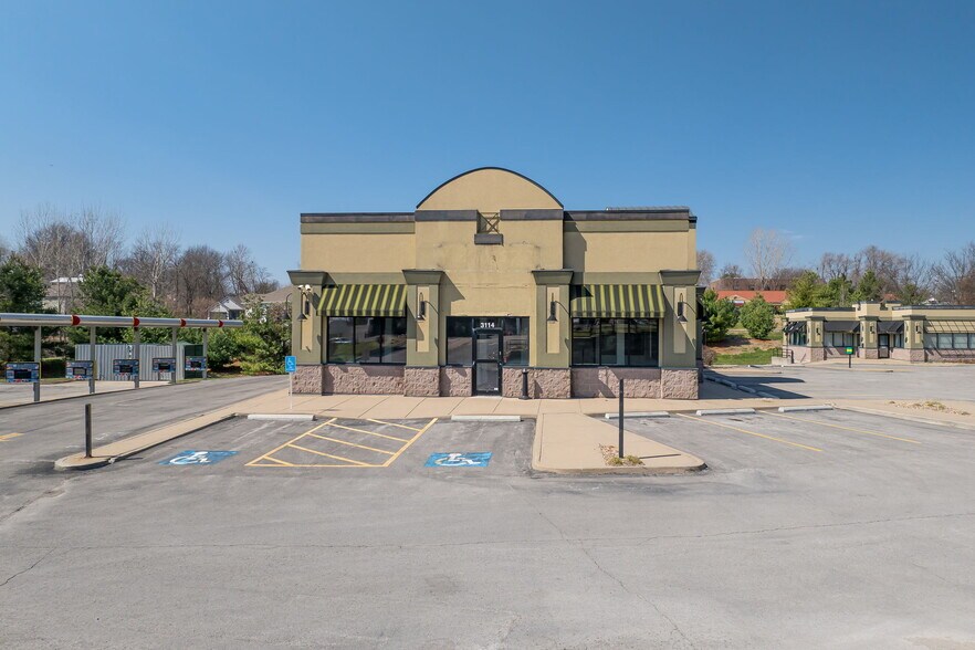 More Photos Of 3114 N Belt Hwy, Saint Joseph Fast Food For Sale