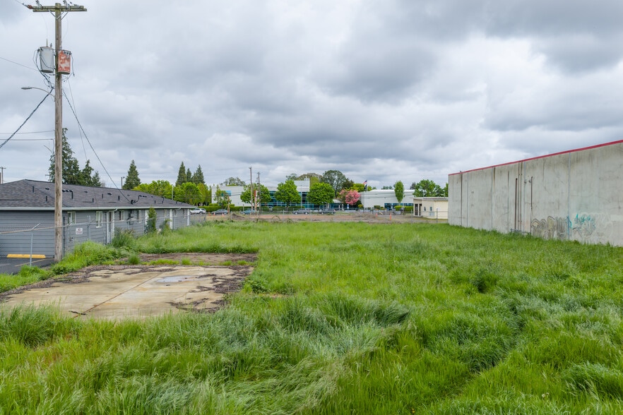 More Photos Of 1845 Beach NE ave, Salem Land For Sale