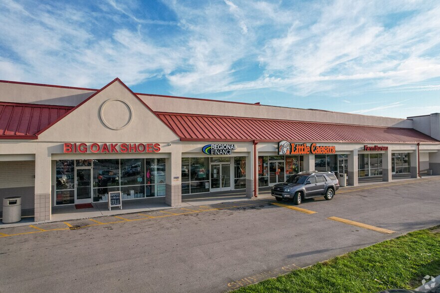 More Photos Of 7108-7202 Maynardville Pike, Knoxville General Retail For Lease