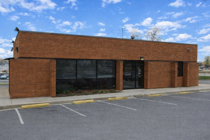 More Photos Of 7399 Assateague Dr, Jessup Bank For Sale