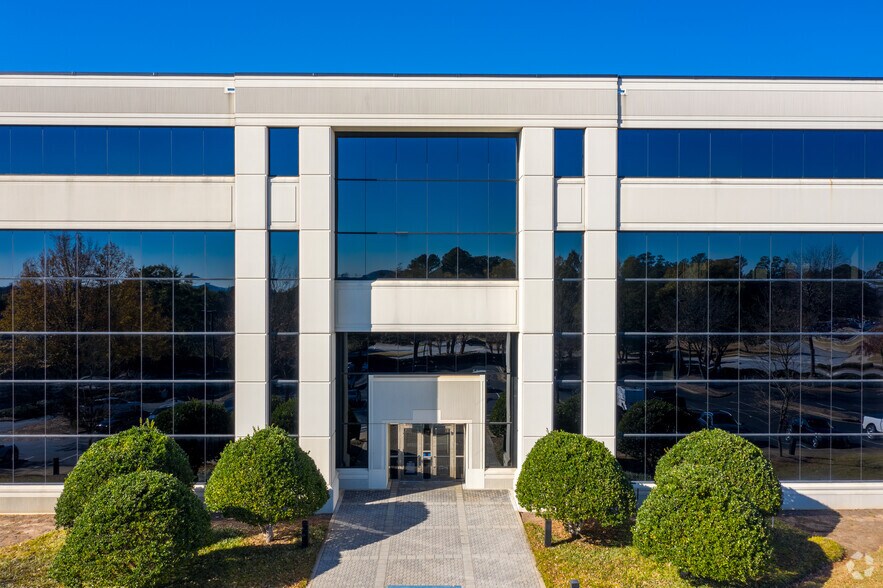 More Photos Of 3505 Koger Blvd, Duluth Office For Lease