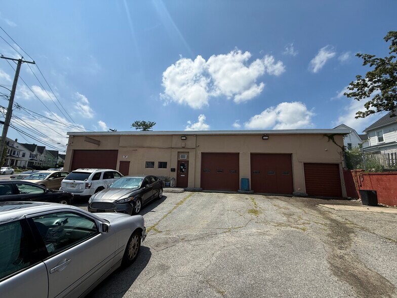 More Photos Of 1845 Freemansburg Ave, Easton Auto Repair For Lease