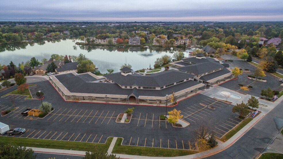 More Photos Of 3050-3250 N Lakeharbor Ln, Boise Loft Creative Space For Lease