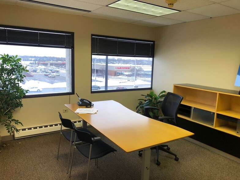 More Photos Of 1300 Greenbrook Blvd, Hanover Park Coworking Space