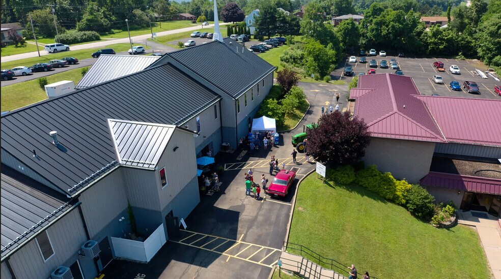 More Photos Of 690 Morgantown Rd, Uniontown Religious Facility For Sale
