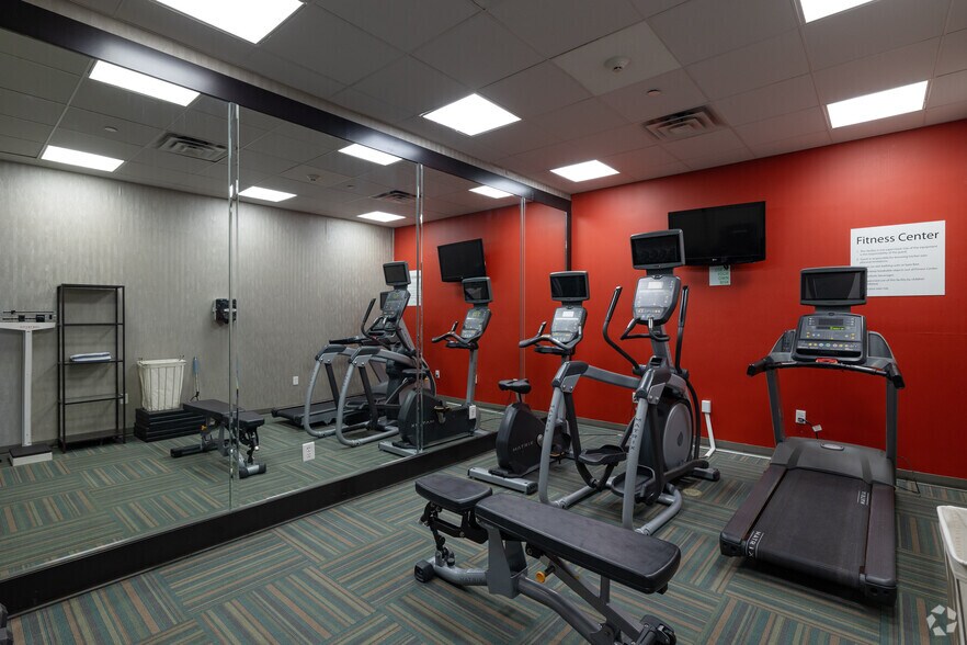 More Photos Of 4606 Westway Park Blvd, Houston Hotel For Sale