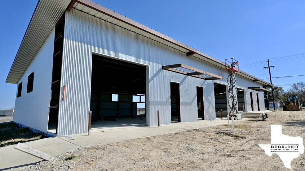 More Photos Of 4272 FM 2484, Salado Unknown For Lease