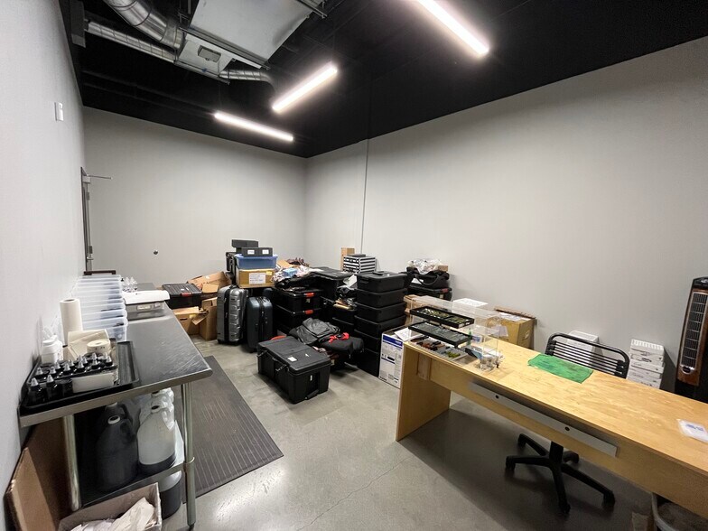 More Photos Of 4550 Preslyn Dr, Raleigh Light Distribution For Sale