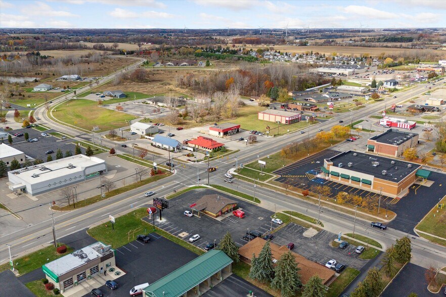 More Photos Of 1380 Wright Ave, Alma Freestanding For Sale