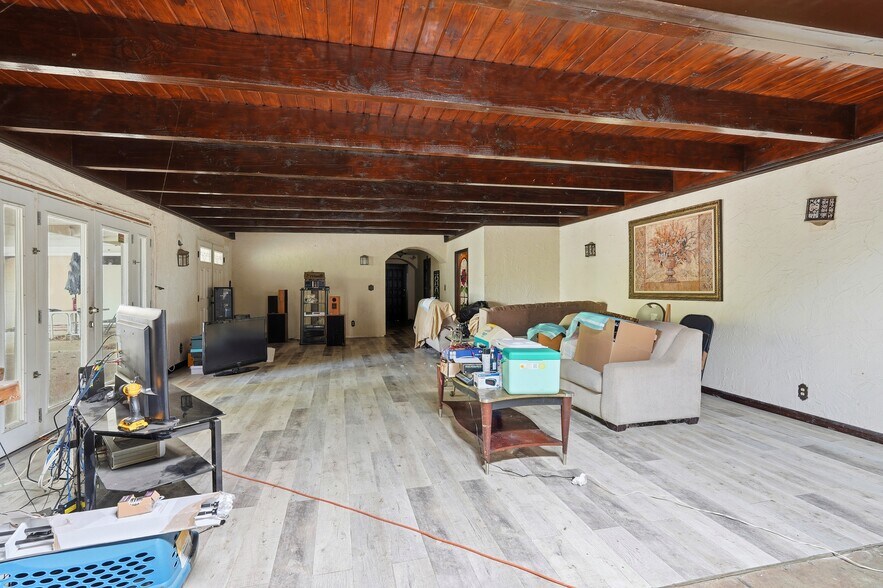 More Photos Of 8235 Soledad Canyon Rd, Agua Dulce Trailer Camper Park For Sale