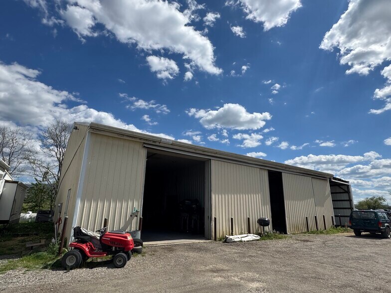 More Photos Of 5086 Lee Jackson Hwy, Greenville Flex For Sale