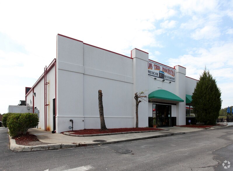 More Photos Of 401-411 S Main St, Rolesville Unknown For Lease