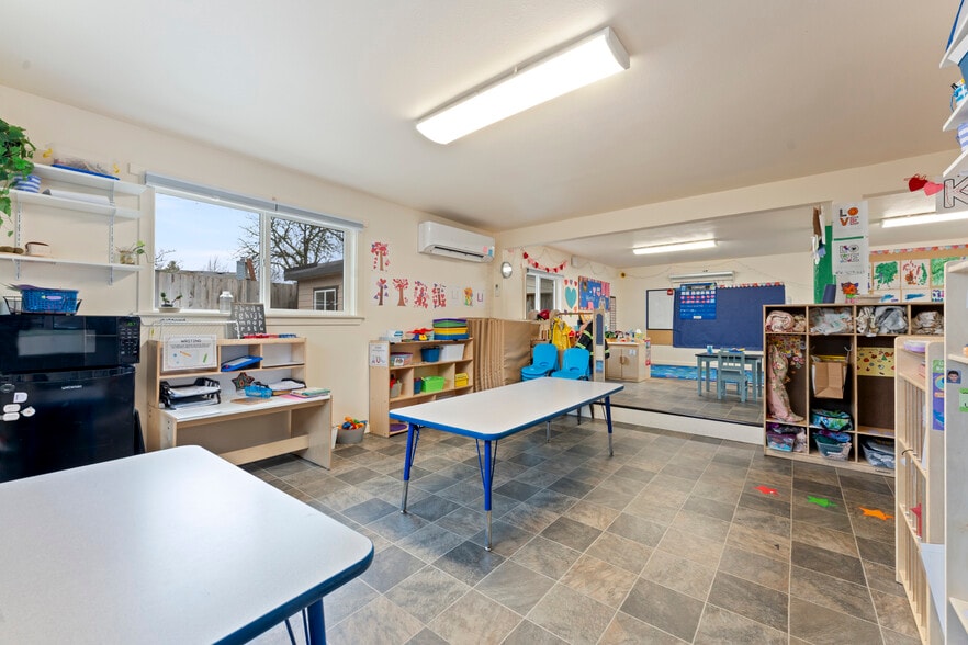 More Photos Of 2125 Coburg Rd, Eugene Healthcare For Sale