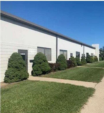 More Photos Of 42700-42786 Mound Rd, Sterling Heights Light Distribution For Lease