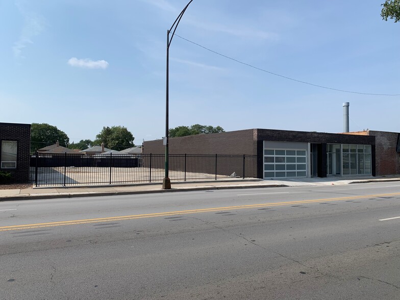 Primary Photo Of 5710-5712 S Central Ave, Chicago Warehouse For Sale