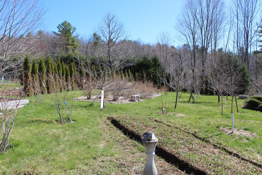 More Photos Of 759 Brooks Rd, Knox Industrial For Sale