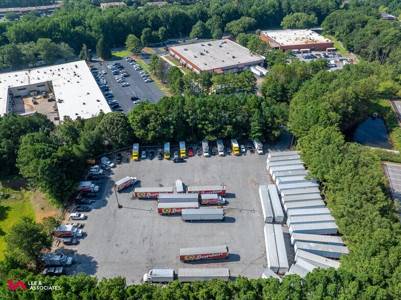 More Photos Of 5200 Panola Industrial Blvd, Decatur Warehouse For Lease