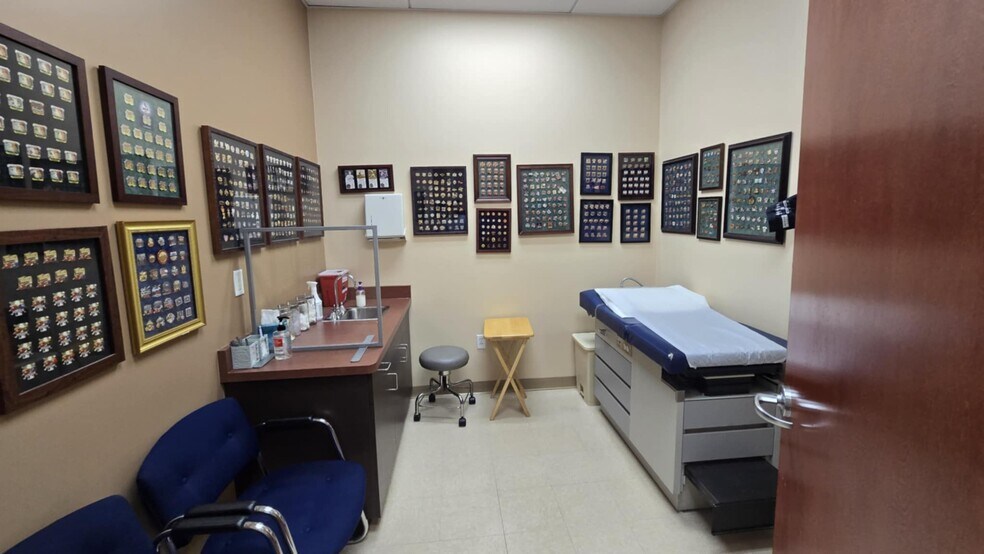 More Photos Of 15775 Laguna Canyon Rd, Irvine Medical For Lease