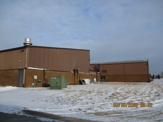 More Photos Of 1350 S Briggs St, Joliet Health Club For Sale