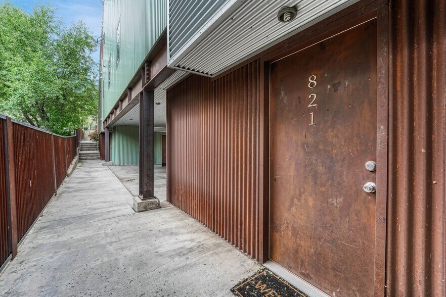 More Photos Of 823 E Cucharras St, Colorado Springs Multifamily For Sale