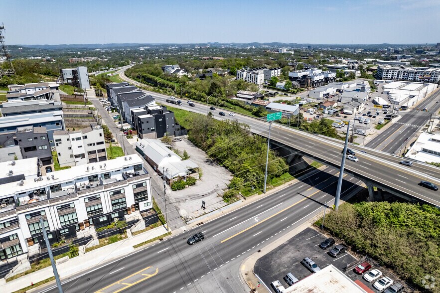 More Photos Of 3214 Charlotte Ave, Nashville General Retail For Sale