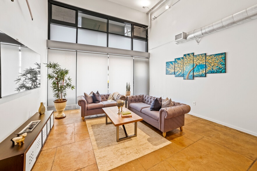 More Photos Of 350 11th Ave, San Diego Apartments For Sale