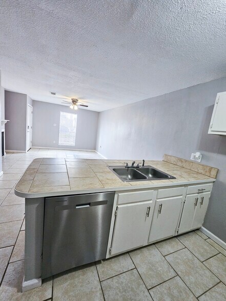 More Photos Of , Baton Rouge Multifamily For Sale